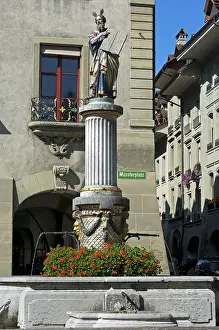 Christian Statue Europe Stampe: Moses with the 10 Commandments