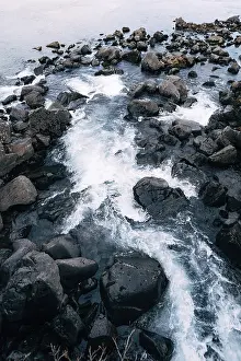 Icelandic Landscape Stampe: Mountain river from Ehsaraurfoss Falls