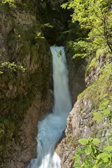 Deserted Mountain Stream Stampe: Mountain stream with waterfall