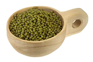 Food Photography Studio Style Stampe: Mung beans on a primitive, rustic