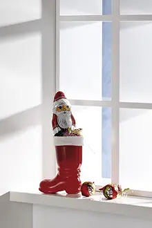 Santa Claus Boot Stampe: Nicholas boot on a windowsill