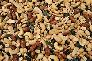 Nutritional Value Stampe: Nuts