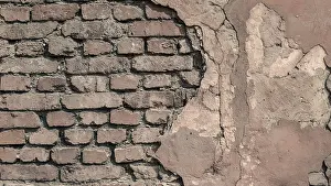 Deserted Historic District Stampe: Pattern old brick wall close up background backdrop
