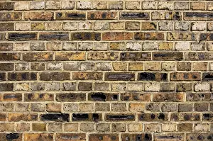 Deserted Brick Walls Stampe: Pattern and structure of a brick wall