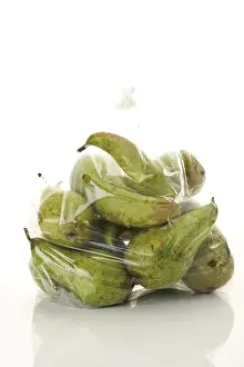 Nutritionally Balanced Diet Stampe: Pears in a plastic bag