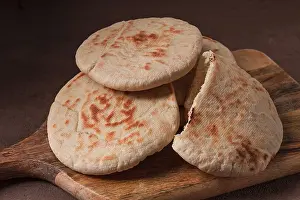 Bread Nutrition Facts Stampe: Pita bread, stack, on the table, no people