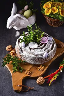 Decorative Easter Treats Stampe: Polish Easter cake with nuts and chocolate