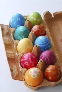 Colored Pencil Art Stampe: Painted easter egg
