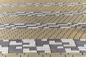 Ceramic Tile Patterns Stampe: Striped pattern of rectangular tiles in the park