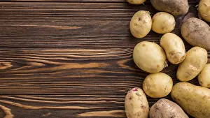 Healthy Balanced Diet Stampe: Potatoes table with copy space