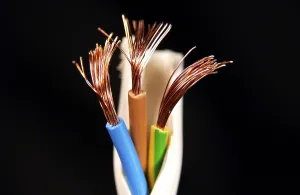 Power Supply Line Stampe: Power cable with open islotation