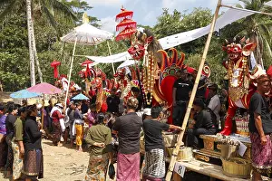 Cremation In Bali Stampe: Preparing for a corpse cremation