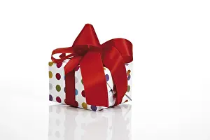Red Ribbon Stampe: Present with a ribbon