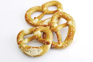 Salted Pretzel Stampe: Three pretzels