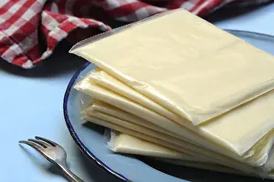Dairy Product Packaging Stampe: Processed cheese, processed cheese slices packed in plastic