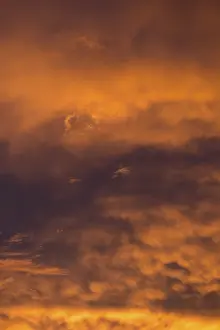Evening Sky Germany Stampe: Reddish clouds in the evening sky