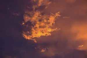 Evening Sky Germany Stampe: Reddish clouds in the evening sky