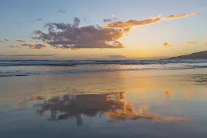 New Zealand Coastline Stampe: Reflection, sunset over the sea