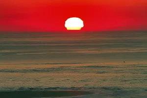 Atmospheric Light Effects Stampe: Refraction and reflection at sunset