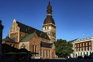 Old Town Riga Latvia Stampe: Riga Cathedral with Gothic elements and impressive tower