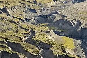 Volcanic Rock Formation Stampe: Riverbed at the base of Mount St