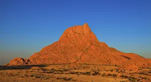 Spitzkoppe Rock Formations Stampe: Rock formations in the evening light around the Spitzkoppe
