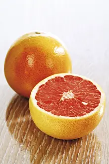 Ruby Red Grapefruit Stampe: Ruby Red Grapefruit (Citrus)