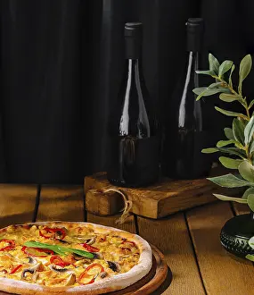 Deserted Grocery Store Scene Stampe: Rustic setting of pizzas, fresh ingredients