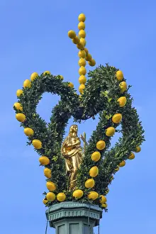 Easter Decorations Stampe: Saint figure with Easter decorations