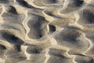 Deserted Sandy Ocean Beaches Stampe: Sand structures, created by waves and wind
