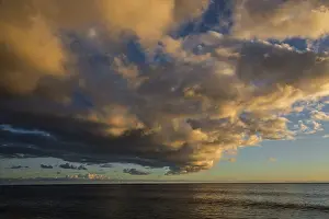 Madeira Sunset Stampe: Sea and dramatic cloud atmosphere