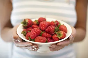 Berry Nutrition Facts Stampe: Serving strawberries
