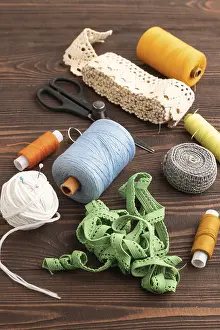Scissors And Thread Stampe: Sewing accessories: scissors, thread