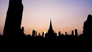 Ayutthaya Historical Park Stampe: Silhouette for background