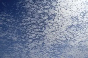 Cloudy Daytime Landscape Stampe: Small fluffy clouds, Cirrocumulus
