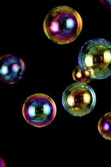 Colorful Soap Bubbles Stampe: Soap bubbles