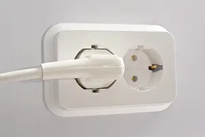 Power Supply Technology Stampe: Socket, cable, plug