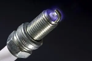 Indoor Studio Photography Stampe: Spark plug