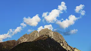 Cumulus Humilis Cloud Europe Stampe: Spring clouds over the Ifinger Peak
