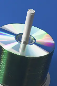 Data Transmission Technology Stampe: Stack of CD media