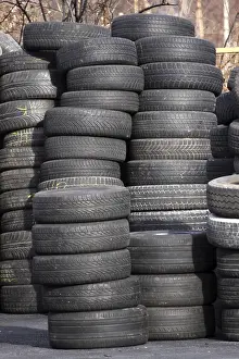 Waste Management Stampe: Stack of used tyres
