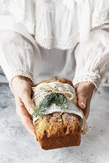 Advent Season Sweets Stampe: Stollen is a fruit bread of nuts
