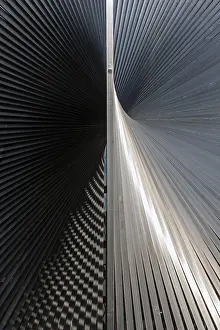 Metal Structure Stampe: Structures in a metal element