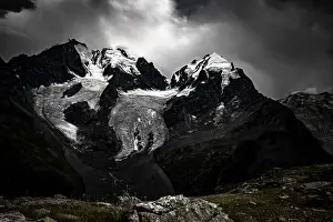 Grisons Mountain Range Stampe: Summit of the Bernina Group with dramatic clouds