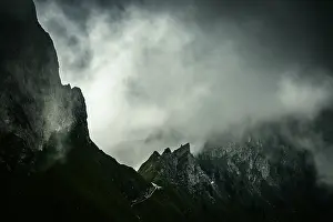 Cloudy Mountain Peaks Europe Stampe: Summit ridge with dramatic clouds
