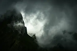 Switzerland Mountain Photography Stampe: Summit ridge with dramatic clouds