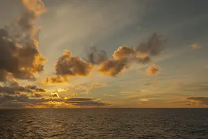 Soft Lightning Effect Photos Stampe: Sunset over the Atlantic