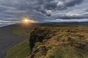 Cloudy Atmospheric Landscape Stampe: Sunset on cliffs, cloudy mood, summer