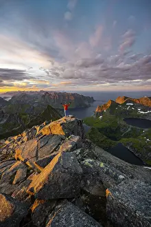 Norway Coastal Scenery Stampe: Sunset with dramatic clouds, view from the top of Hermannsdalstinden