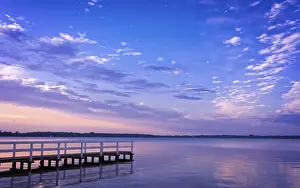 Atmospheric Sunset Photo Stampe: Sunset at the lake